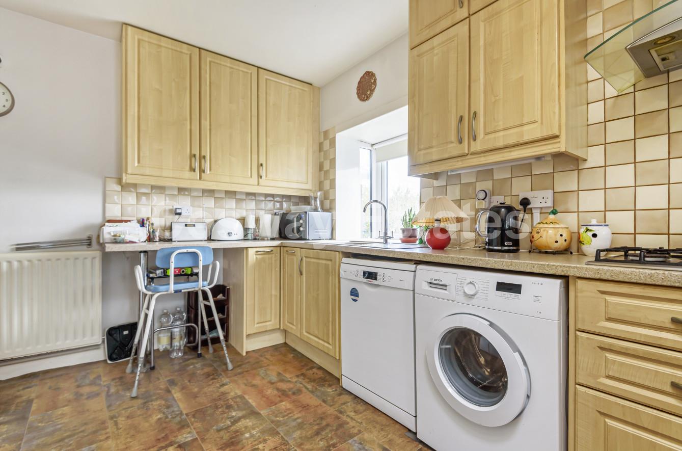 Parkside, Mill Hill